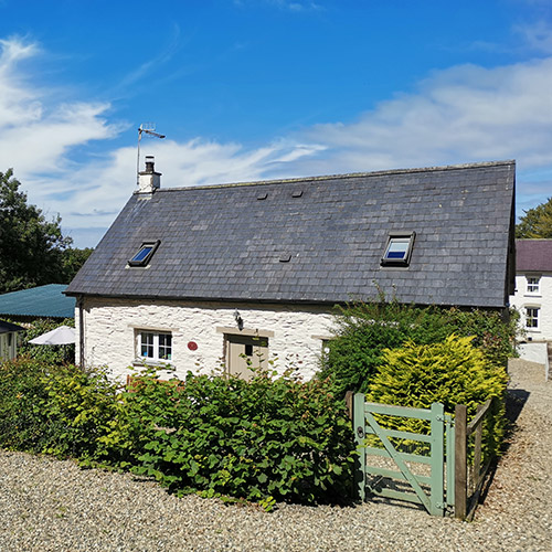 Blaenfforest Granary Cottage, west wales holiday cottages, 	 cottages with hot tubs wales, pet friendly holidays