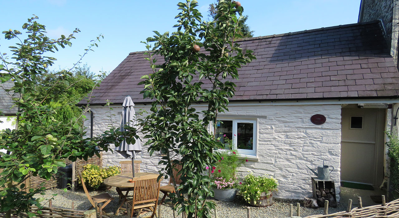 ECO & DOG FRIENDLY HOLIDAY COTTAGES